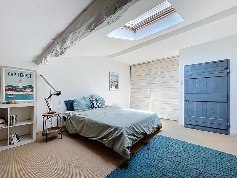 Villa - 270 m² - 7 pièces