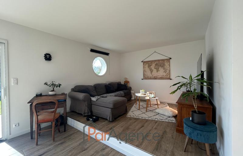 Maison - 104 m² - 4 pièces