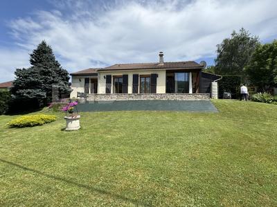 Maison - 103 m² - 5 pièces