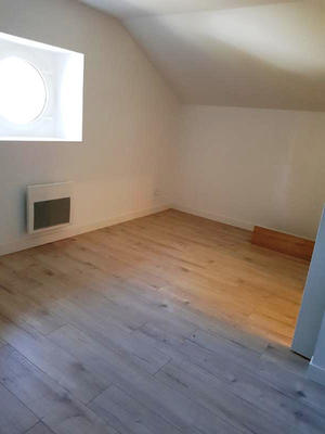 Maison - 85 m² - 3 pièces