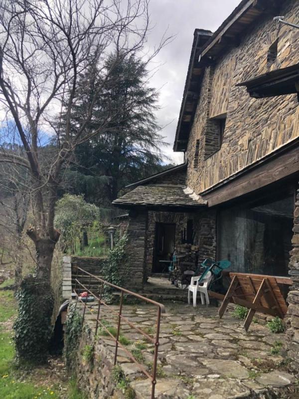 Maison - 275 m² - 8 pièces