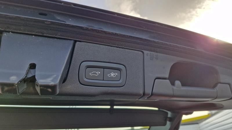 Volvo Xc60 T6 Recharge Awd 253 Ch + 87 Geartronic 8 Inscription