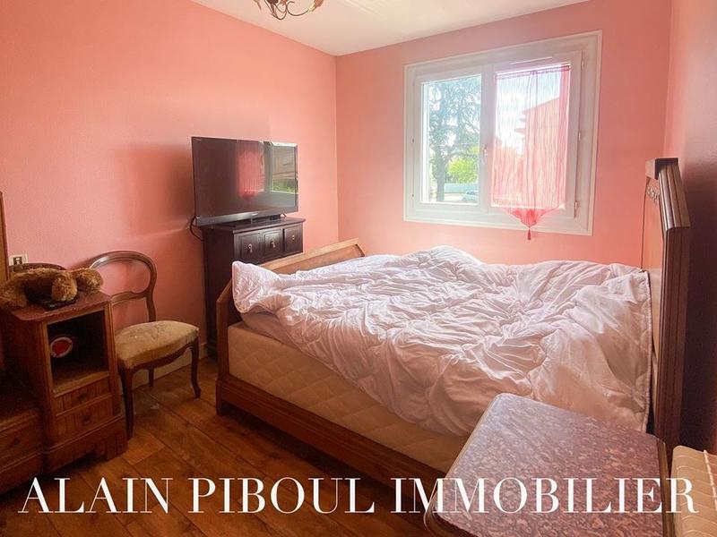 Maison traditionnelle - 90 m² - 4 pièces