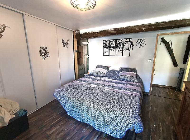 Maison - 150 m² - 9 pièces