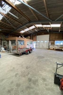 Parking / Garage - 384 m²