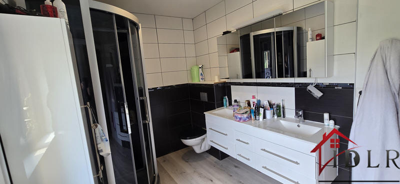 Maison - 122 m² - 5 pièces