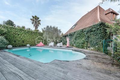 Maison traditionnelle - 86 m² - 5 pièces