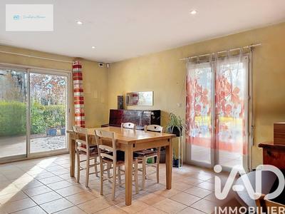 Maison - 102 m² - 4 pièces