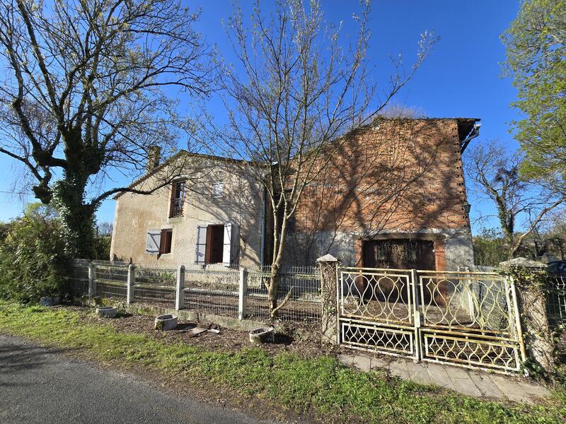 Maison - 200 m² - 8 pièces