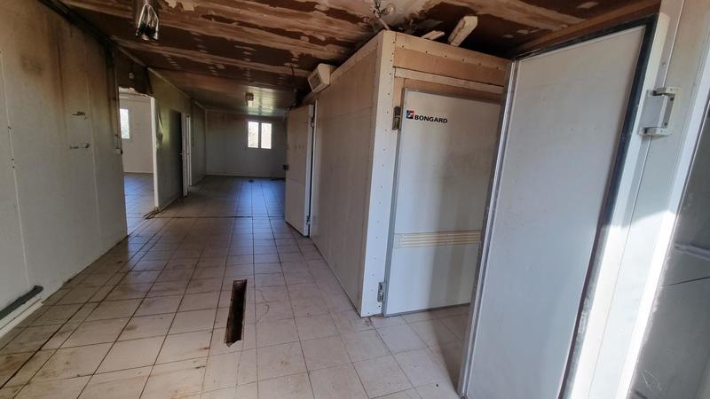 Maison - 200 m² - 2 pièces