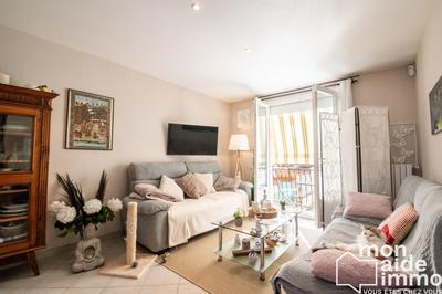 Maison - 76 m² - 4 pièces