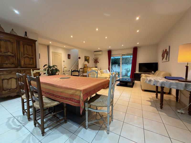 Maison - 99 m² - 4 pièces