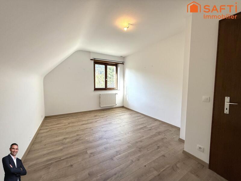 Maison - 185 m² - 7 pièces