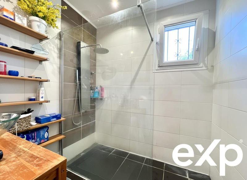 Maison - 101 m² - 5 pièces