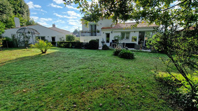 Maison - 130 m² - 6 pièces