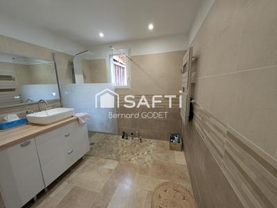 Maison - 85 m² - 3 pièces