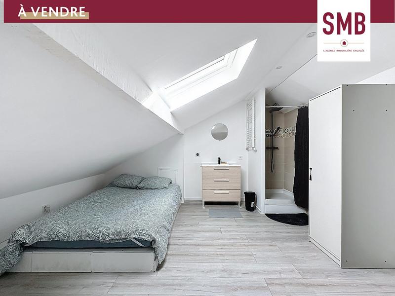 Appartement - 99 m² - 5 pièces