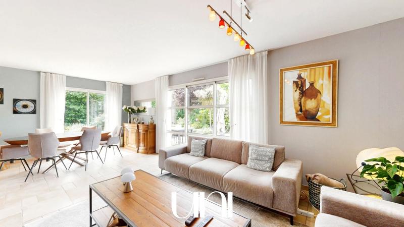 Maison - 190 m² - 5 pièces