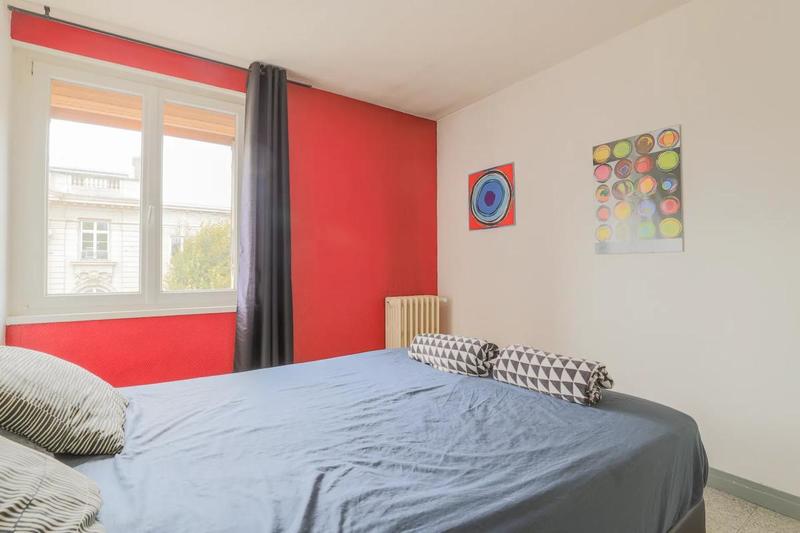 Appartement - 80 m² - 4 pièces