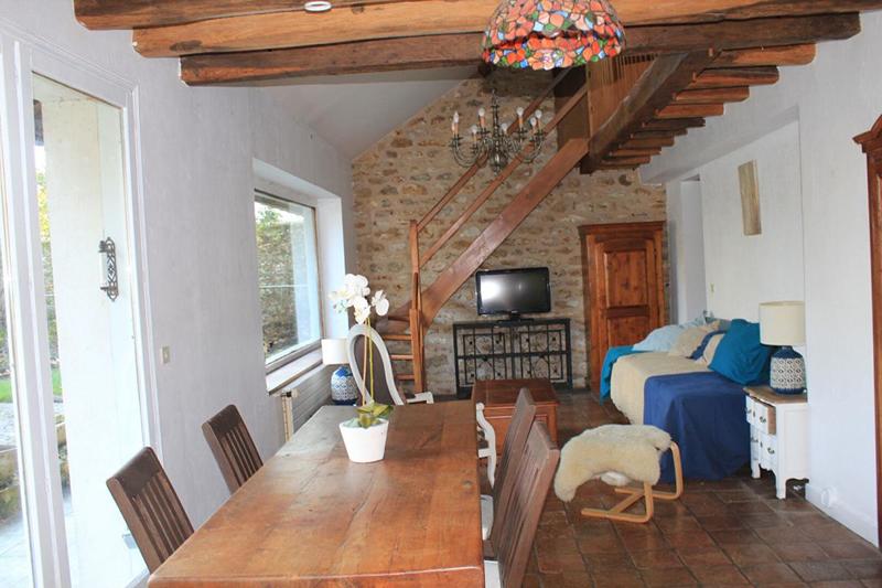 Propriété - 251 m² - 10 pièces