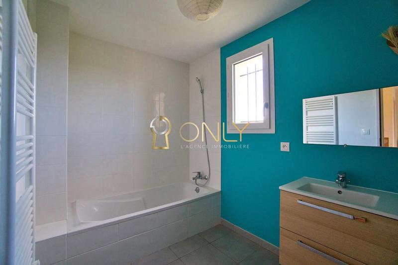 Maison - 98 m² - 4 pièces