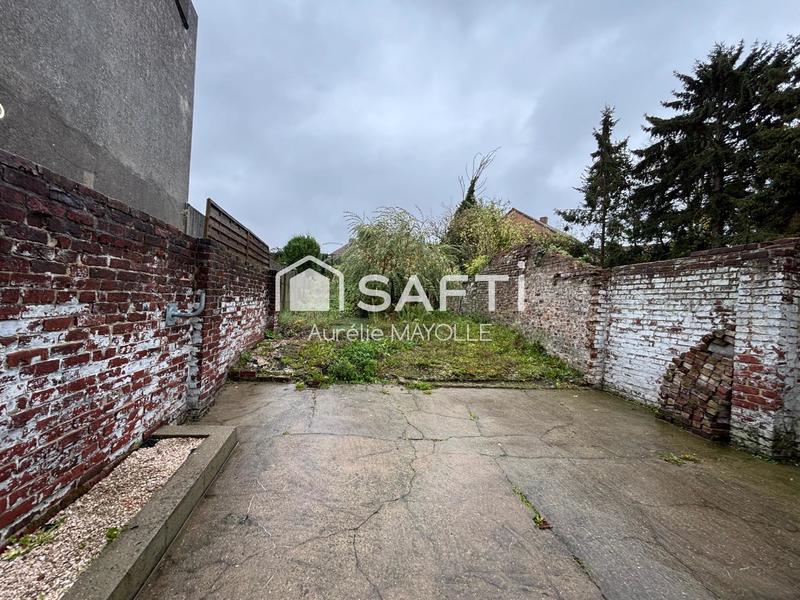 Maison - 99 m² - 5 pièces