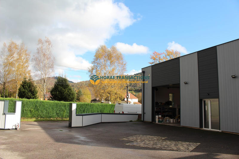 Maison - 327 m² - 9 pièces