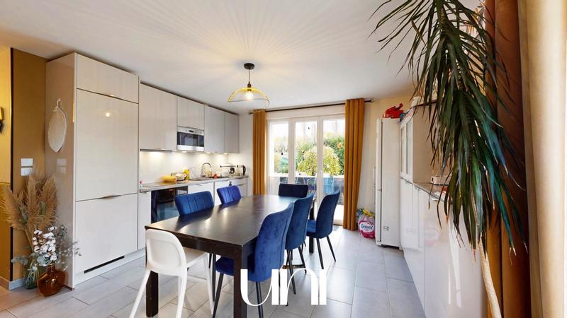 Maison - 86 m² - 4 pièces