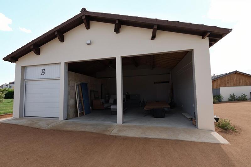 Maison - 220 m² - 8 pièces