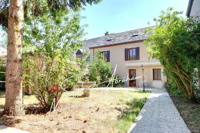 Maison - 138 m² - 6 pièces