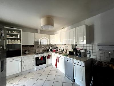 Maison - 82 m² - 5 pièces