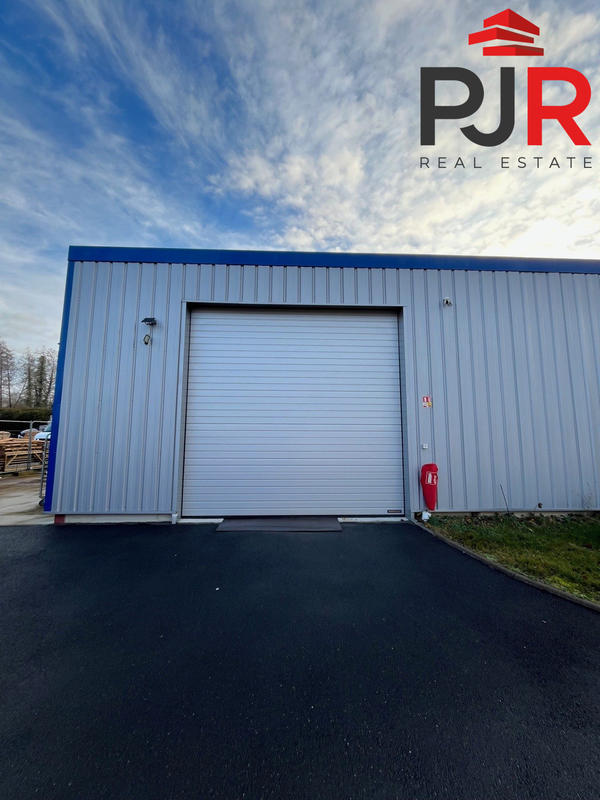 Local d'activités - 810 m²