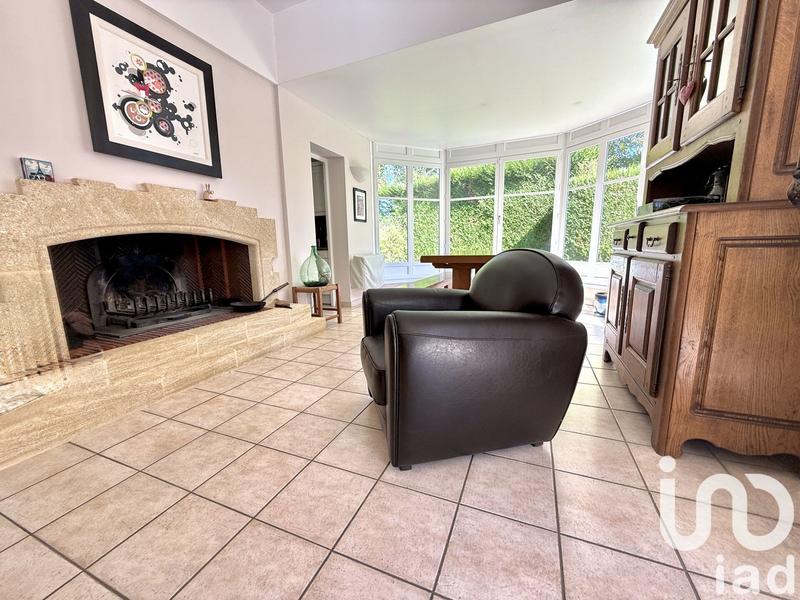 Maison - 187 m² - 7 pièces