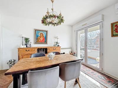 Appartement - 70 m² - 3 pièces