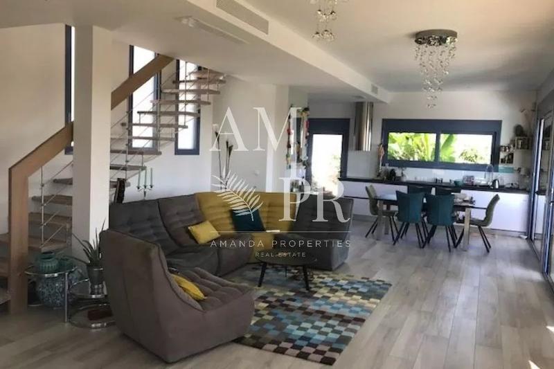 Villa - 160 m² - 5 pièces