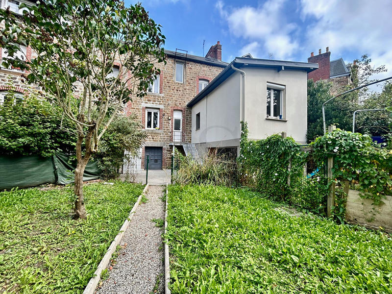 Immeuble - 7 pièces