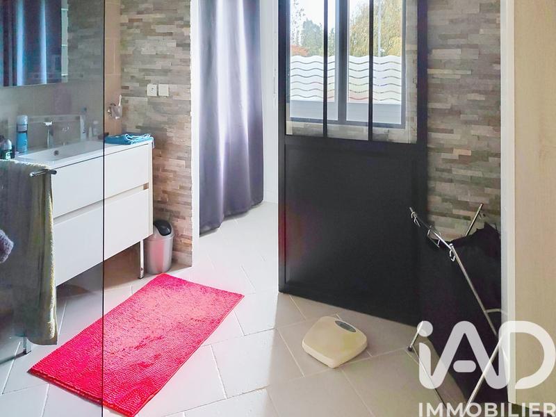 Maison - 195 m² - 7 pièces