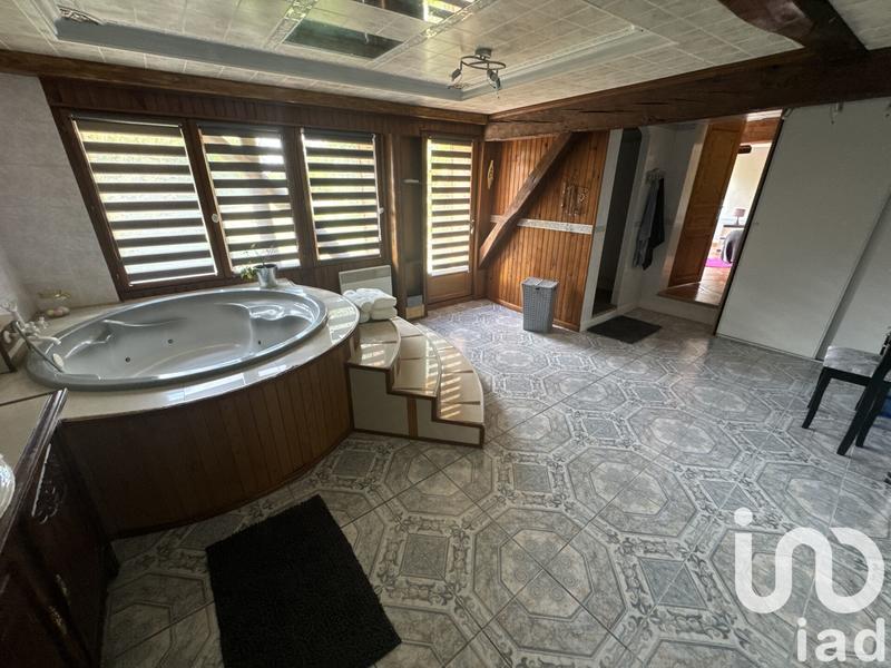 Maison - 455 m² - 13 pièces