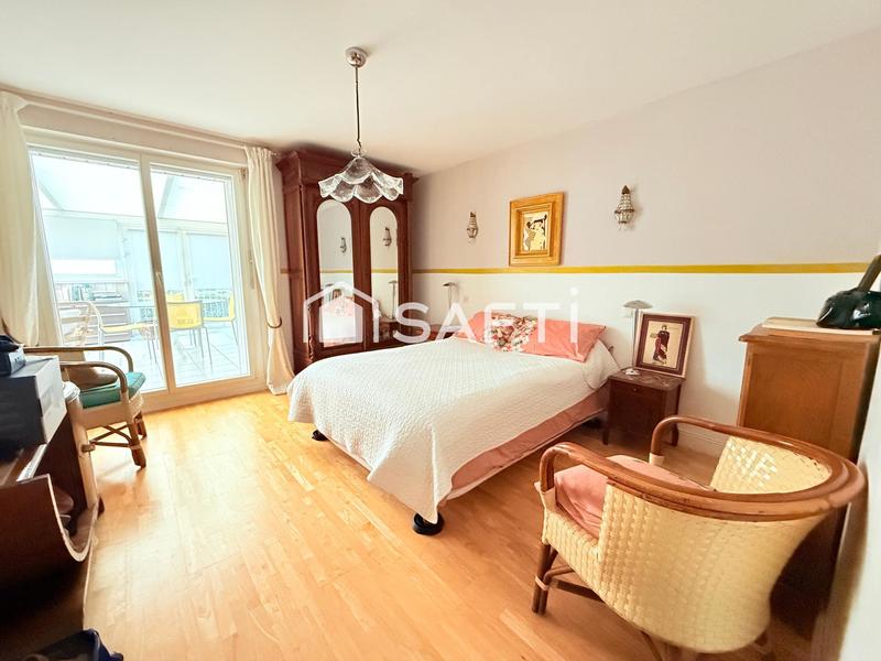 Maison - 364 m² - 12 pièces