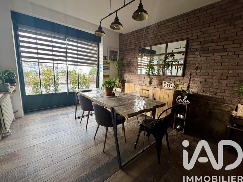 Maison - 181 m² - 8 pièces