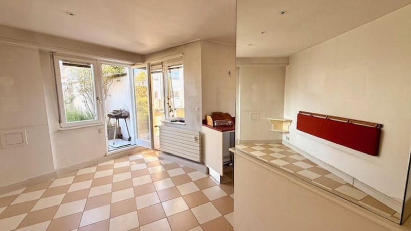 Appartement - 218 m² - 6 pièces