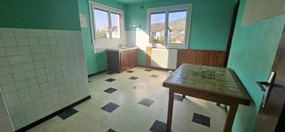 Maison - 174 m² - 7 pièces