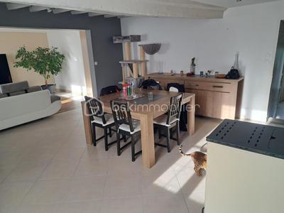 Demeure - 109 m² - 5 pièces