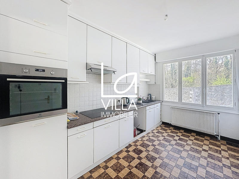 Maison - 111 m² - 6 pièces