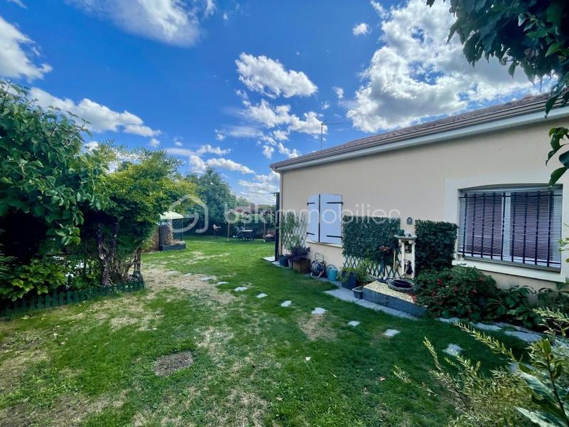 Pavillon - 110 m² - 5 pièces