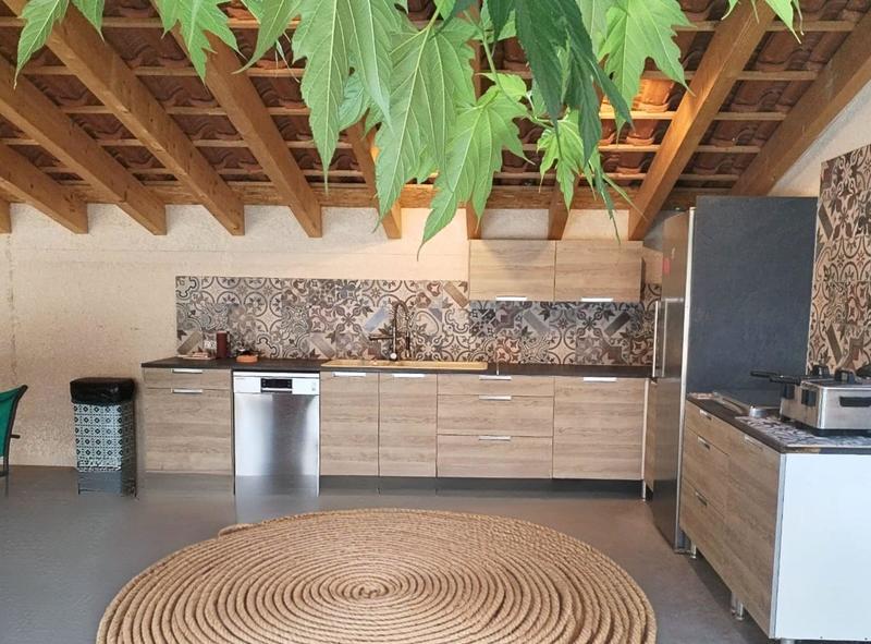 Maison - 180 m² - 6 pièces