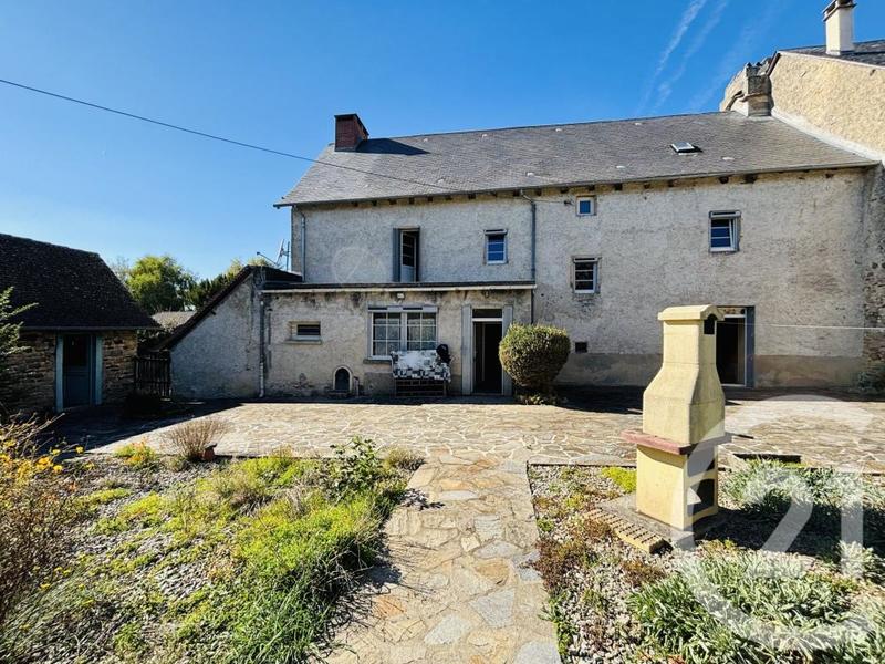 Maison de village - 236 m² - 5 pièces