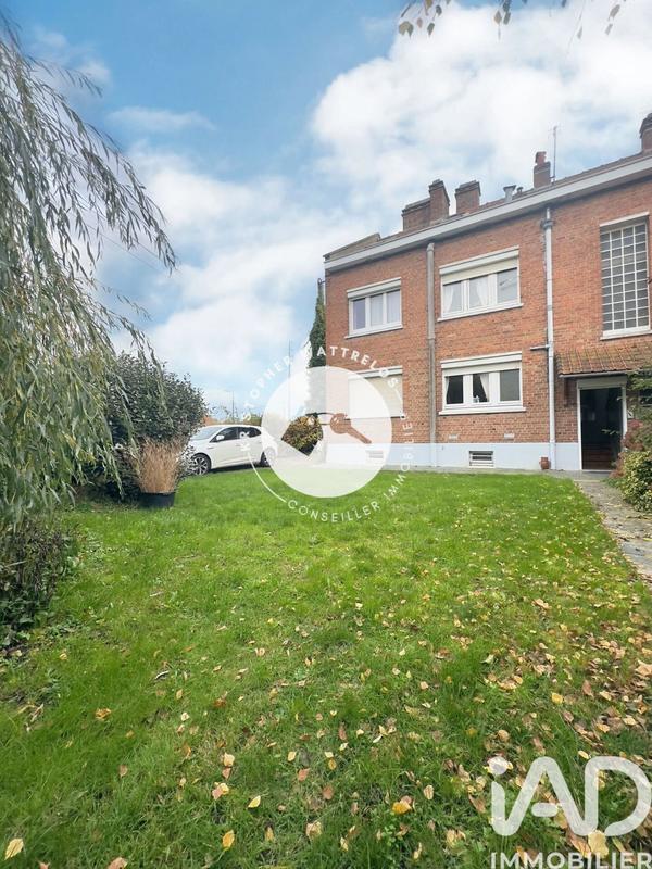 Maison - 182 m² - 10 pièces