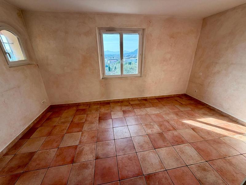 Maison - 154 m² - 4 pièces