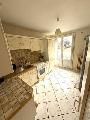 Appartement - 83 m² - 4 pièces